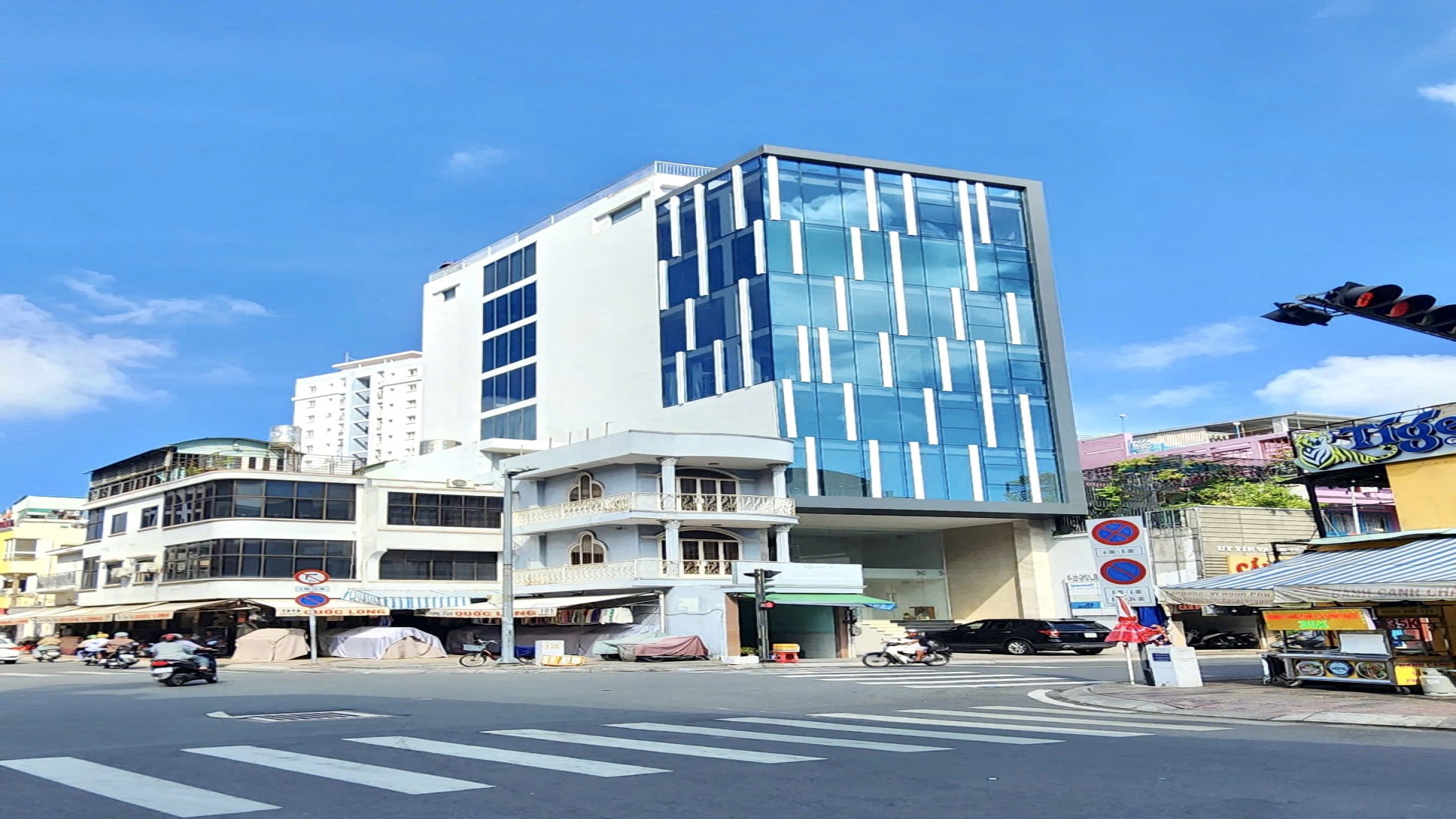 E.Work Building